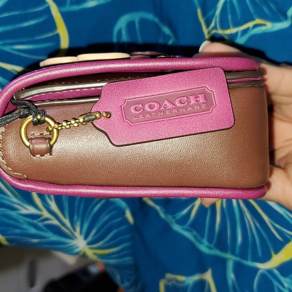 Coach Colorblock Dinky with Tea Roses - Picture 4 of 11